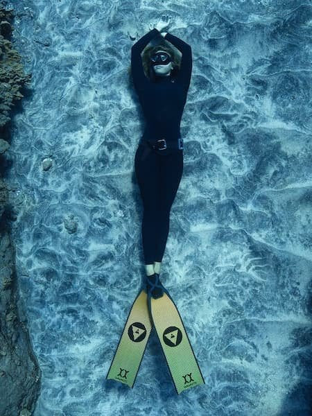 Alchemy Aurora by Yamamoto Carbon Fiber Fins (30º)