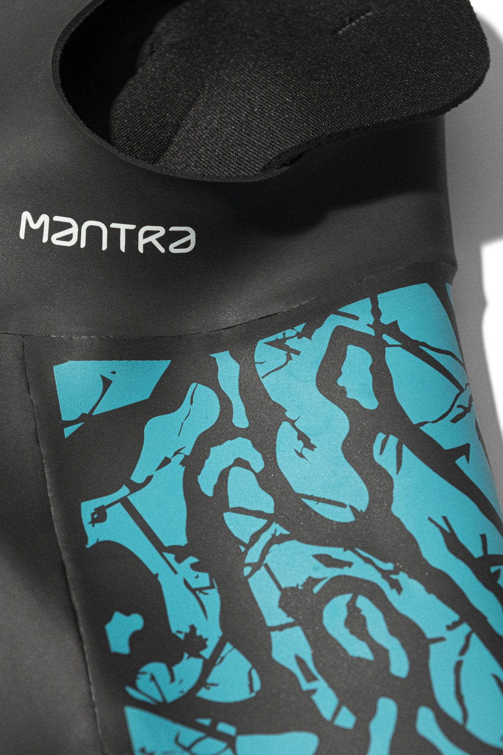 Orca Mantra TRN 防寒衣