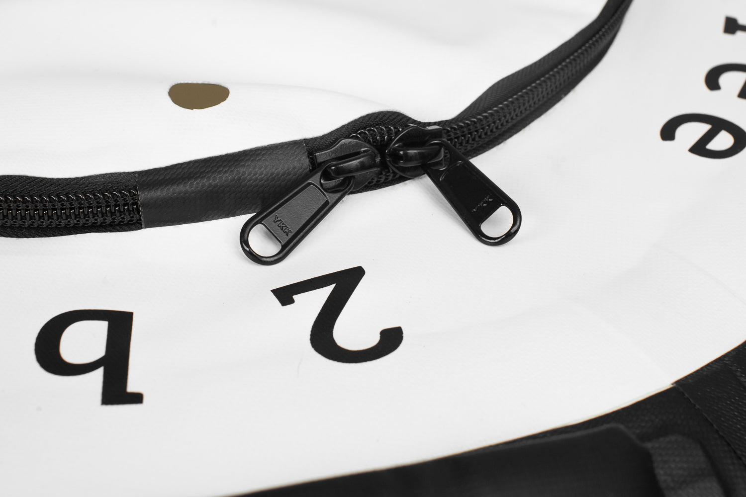 2BFREE Buoy in White - Close Up showing YKK zippers