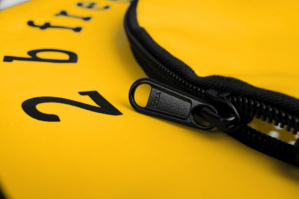 2BFREE Buoy in Yellow - Close up showing YKK zippers